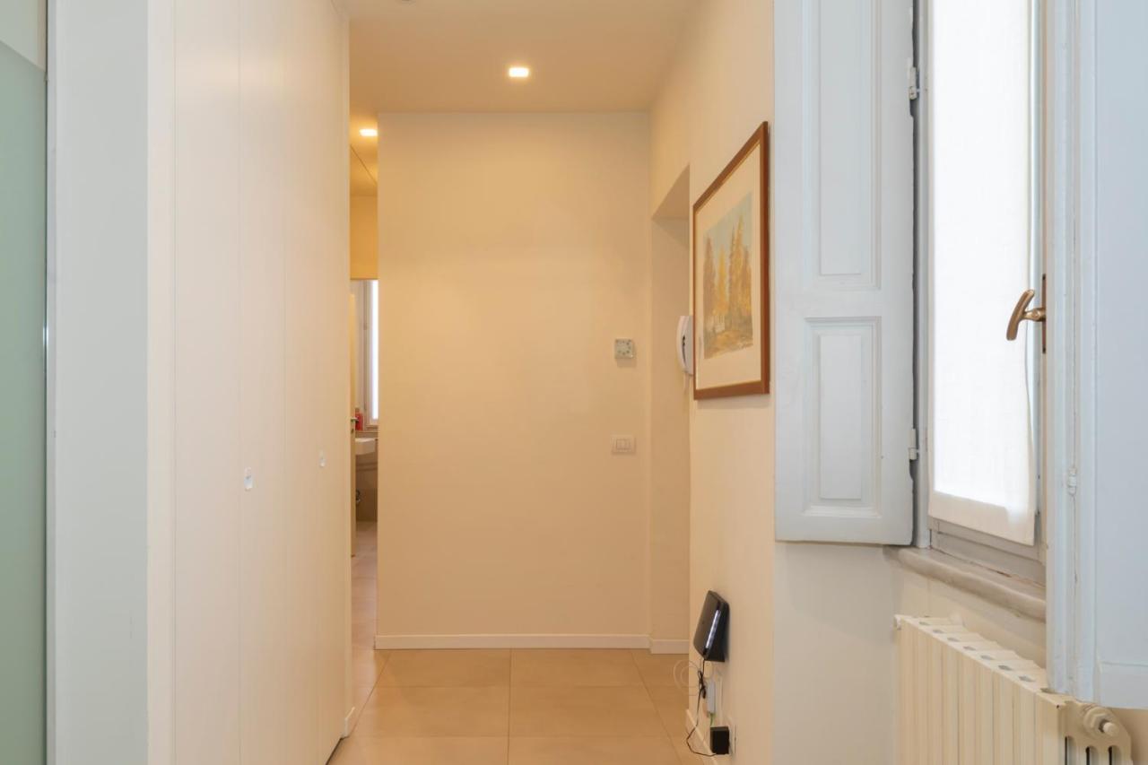 Luxury Apartment Near Duomo Italia 38 米兰 外观 照片