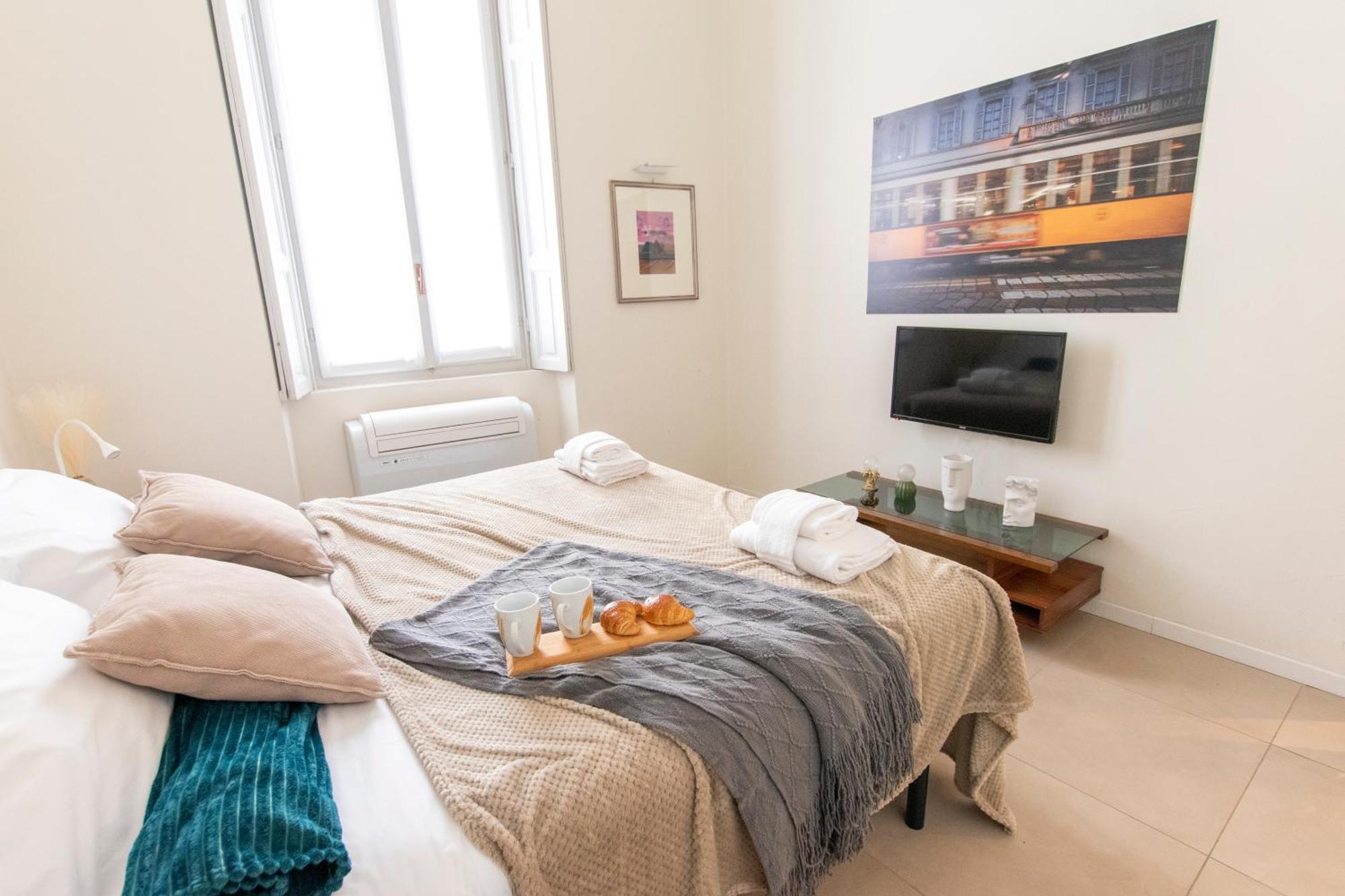 Luxury Apartment Near Duomo Italia 38 米兰 外观 照片