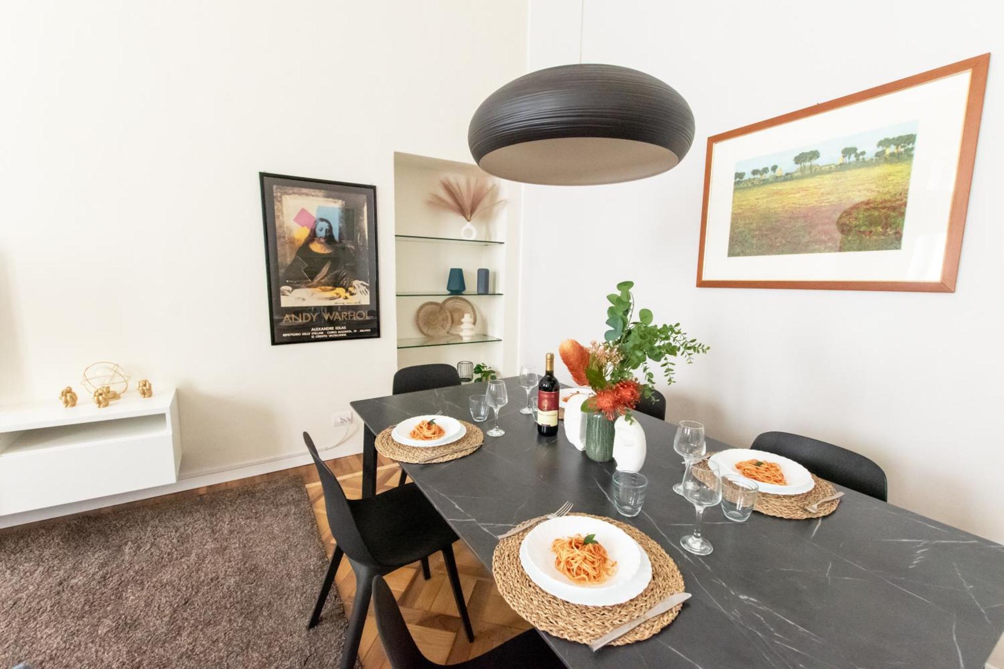Luxury Apartment Near Duomo Italia 38 米兰 外观 照片